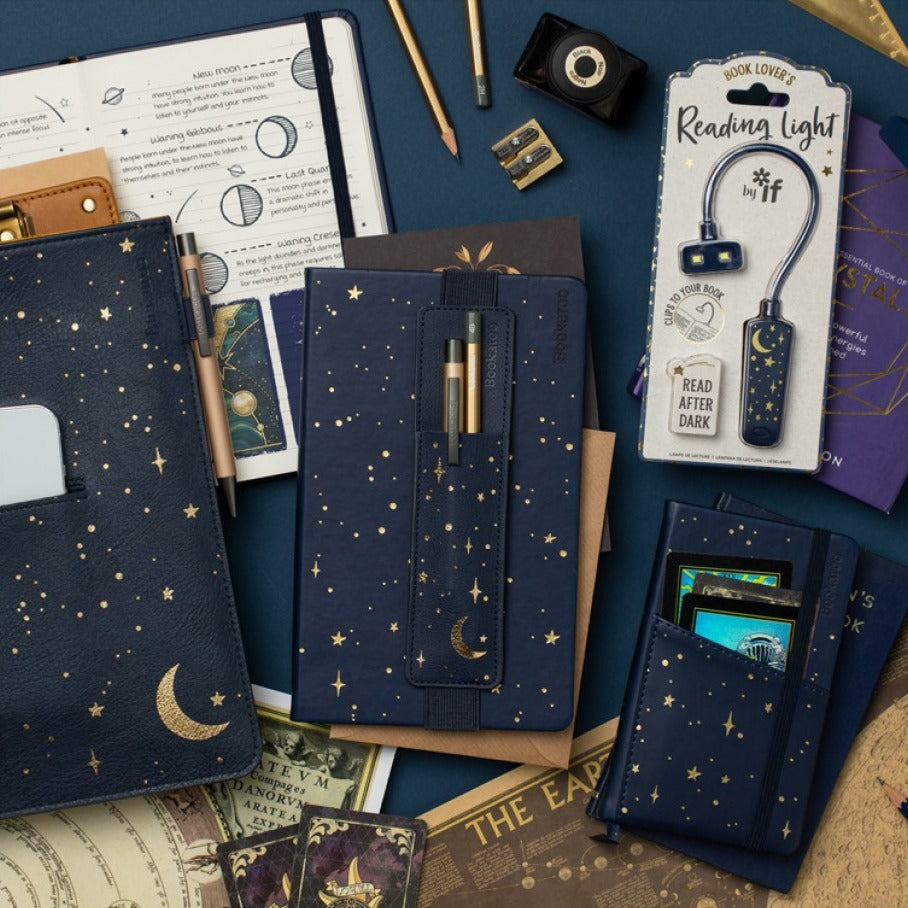 Bookaroo Buchtasche in dunkelblau – Stilvolle Buchhülle und Organizer für Notizbücher, Stifte und Handy – Praktisches Lifestyle-Accessoire von Vortono.